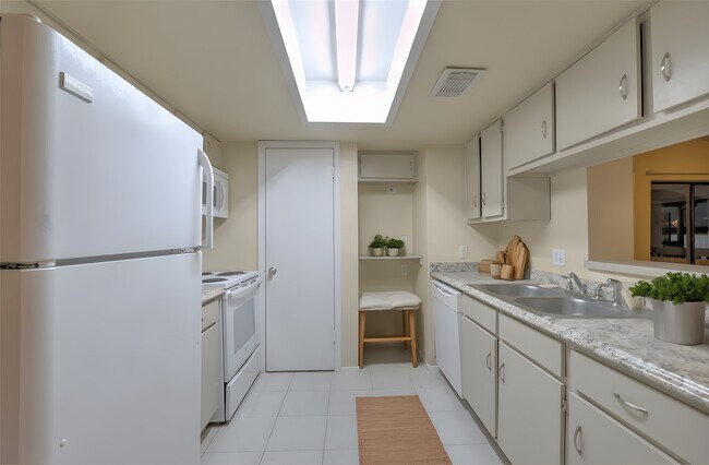 Foto del edificio - 9009 Richmond Ave.