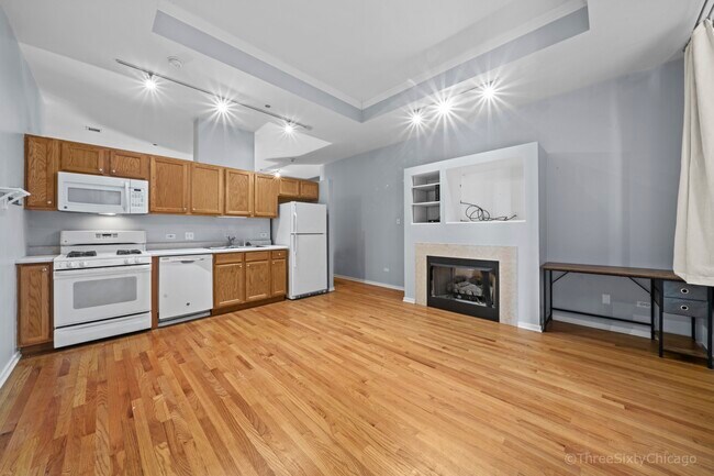 Building Photo - 208 W Washington St