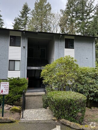 Building Photo - 12031 100th Ave NE