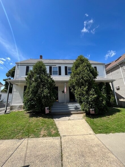 Foto del edificio - 36 Everett St