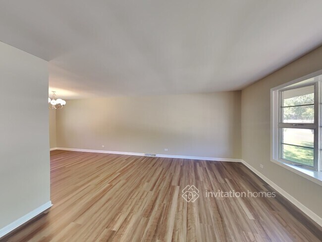 Foto del edificio - 230 Charlotte Ln