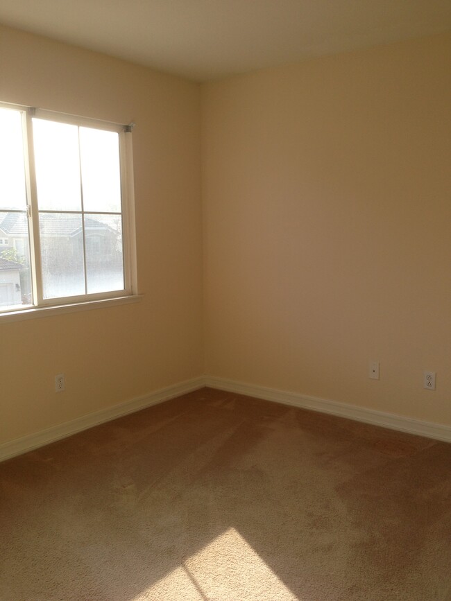 Bedroom - 5504 Foxtail Loop