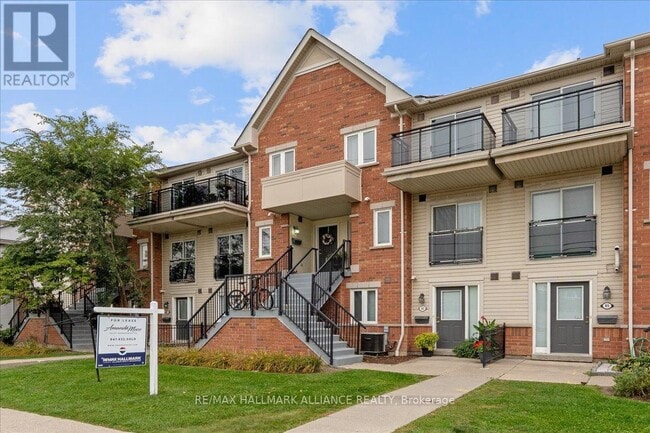 Building Photo - 4620 Guildwood Way