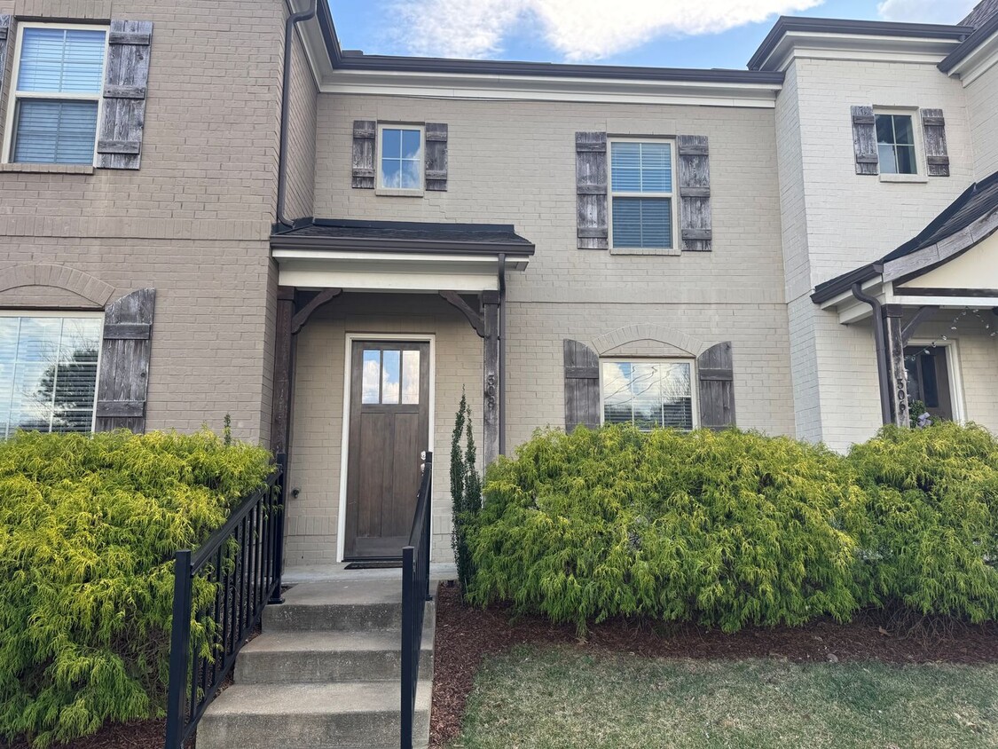 Primary Photo - 3 BR Bellevue Townhome in Harpeth Park