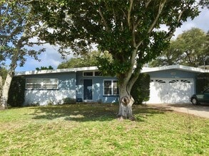 Building Photo - 1390 Satsuma St