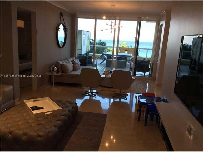 Foto del edificio - 17875 Collins Ave