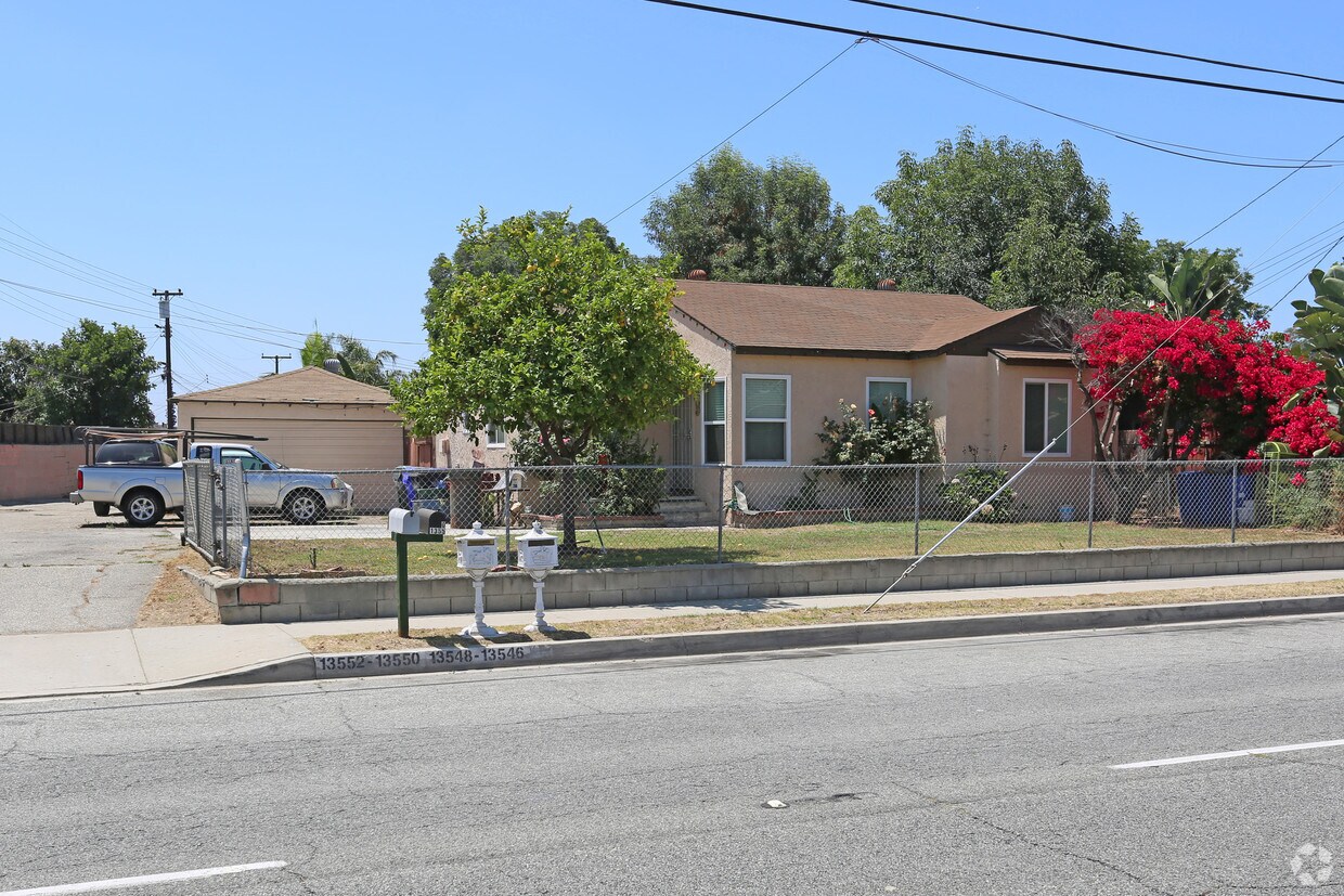 Primary Photo - 13546 Leffingwell Rd