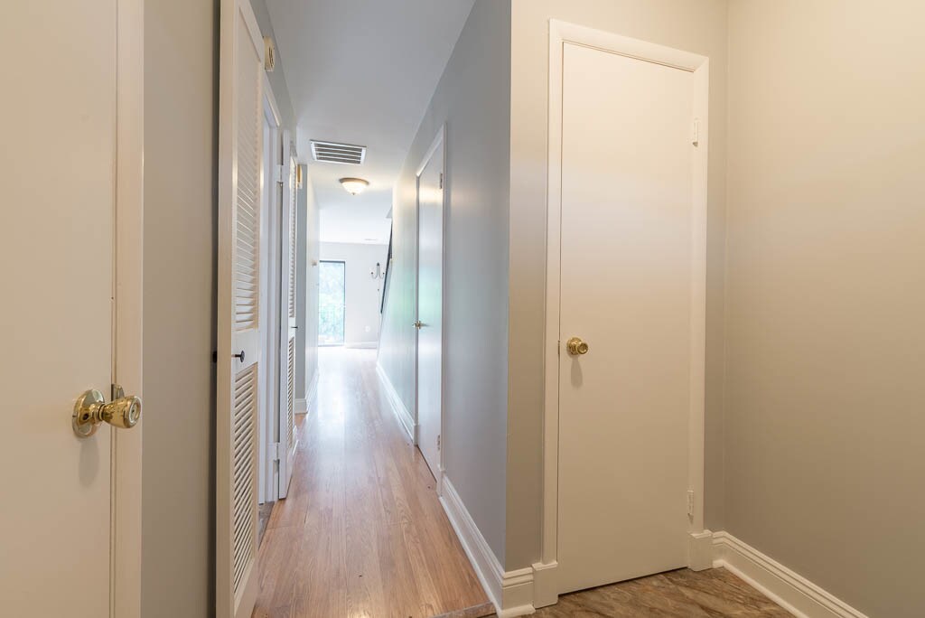 Primary Photo - 518 Brummel Ct NW