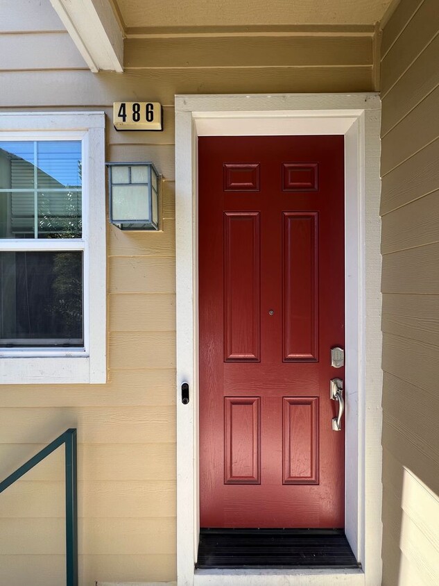 Foto principal - Stunning Townhome for Lease in the Heart o...