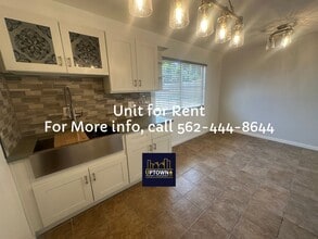 Building Photo - 610 Ridgeway Ln