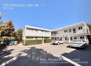 Building Photo - 7516 Roosevelt Way NE