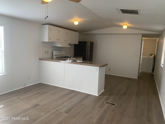 Building Photo - 20816 E Mesa Verde Rd