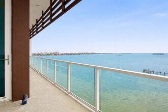 Building Photo - 920 N Osceola Ave