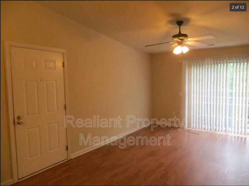 Building Photo - 251 Simpson Ave