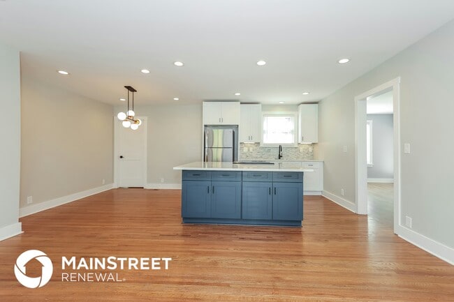 Building Photo - 1523 Dugger Dr