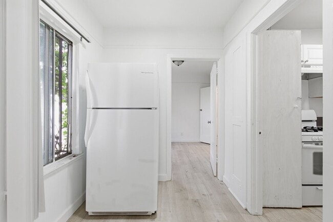 Interior Photo - 1426 S Bonnie Brae Street