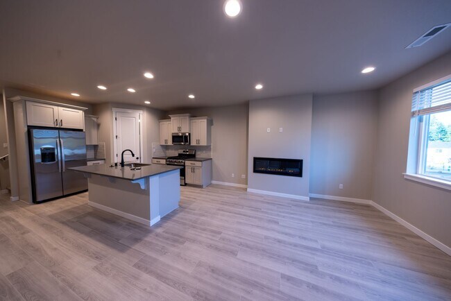 Foto del edificio - Brand New! - 3 Bedroom Townhome in Vancouver WA