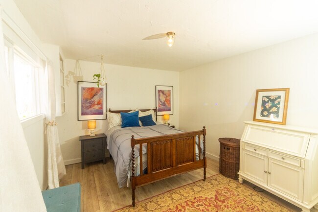 Building Photo - 34458 Camino El Molino