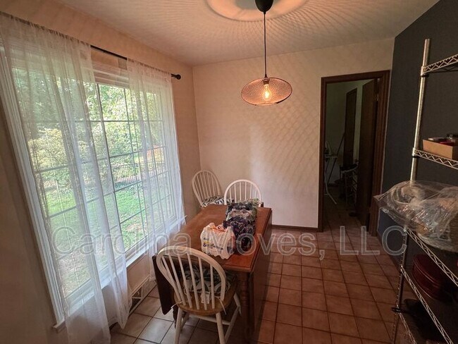 Foto del edificio - 502 Rosebud Ln