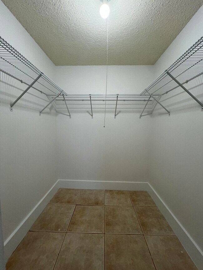 Foto del edificio - 9272 SW 3rd St
