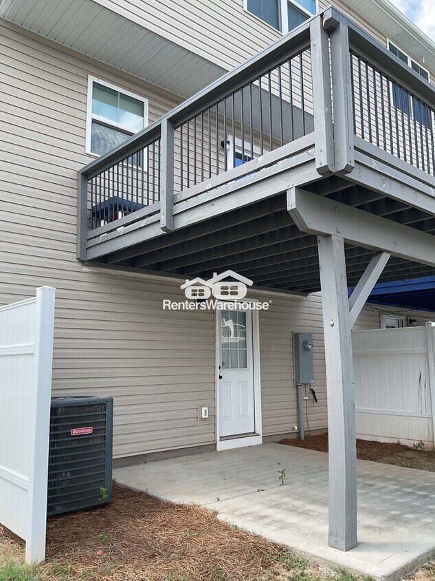 Foto del edificio - 5304 Austin Knoll Ct