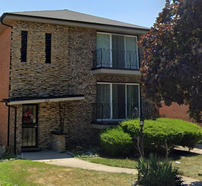 Building Photo - 323 Luella Ave