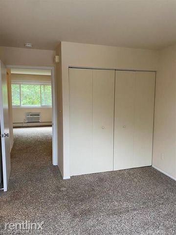 Foto del edificio - 1 br, 1 bath Condo - 31831 Grand River Ave...