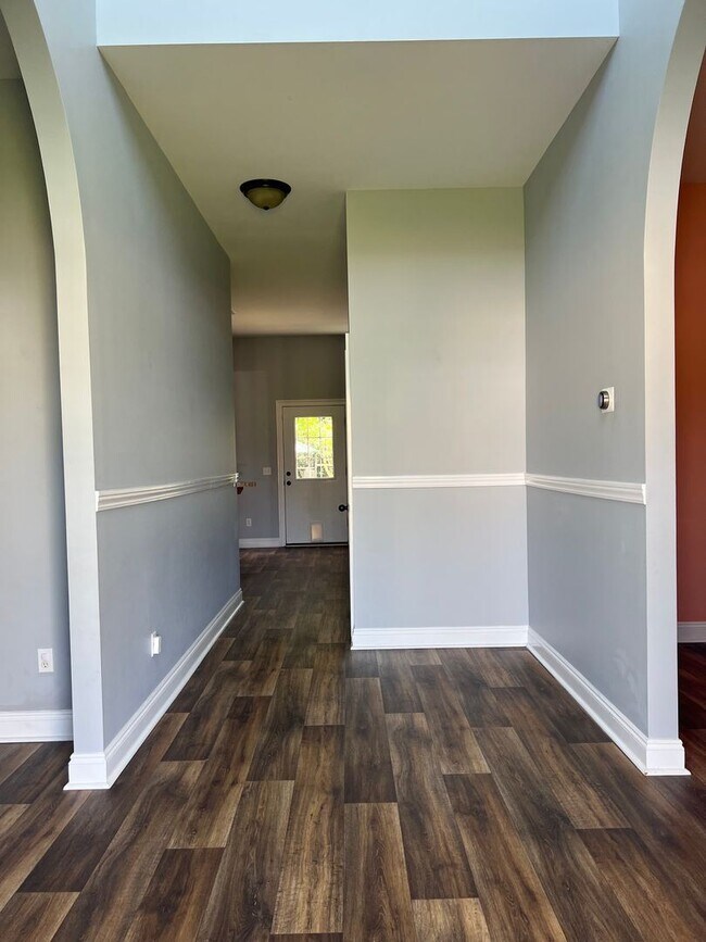Foto del edificio - 5 br, 3 bath House - 419 Mayberry Way