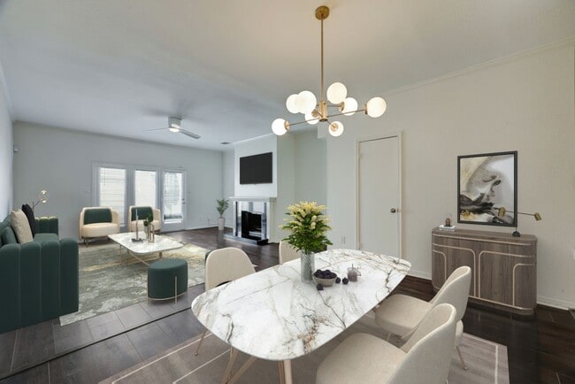 Building Photo - Heart of the Galleria Home for Lease! Move...
