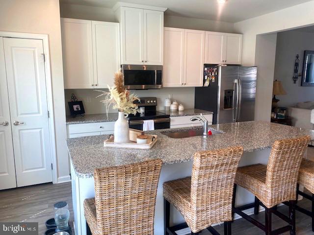 Building Photo - 304 Pinnacle Pl