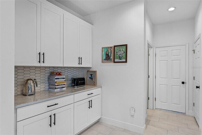 Foto del edificio - 7902 Syracuse Dr