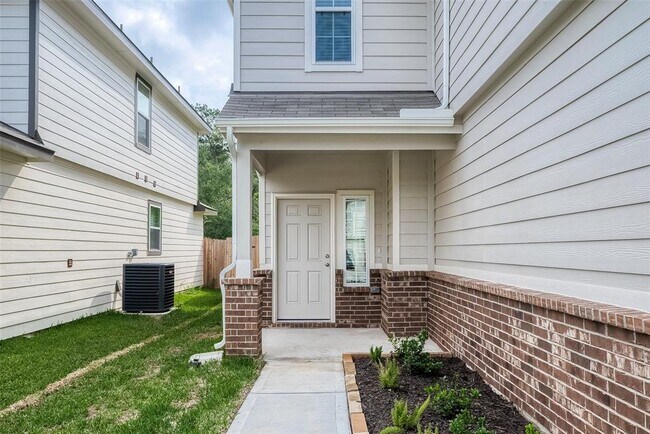 Building Photo - 2373 Tavo Trails Dr