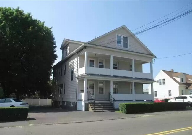 Foto del edificio - 23 Bradley Ave