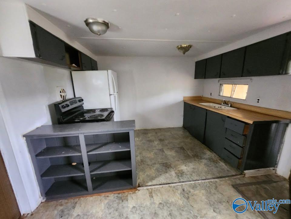 Building Photo - 125 Little