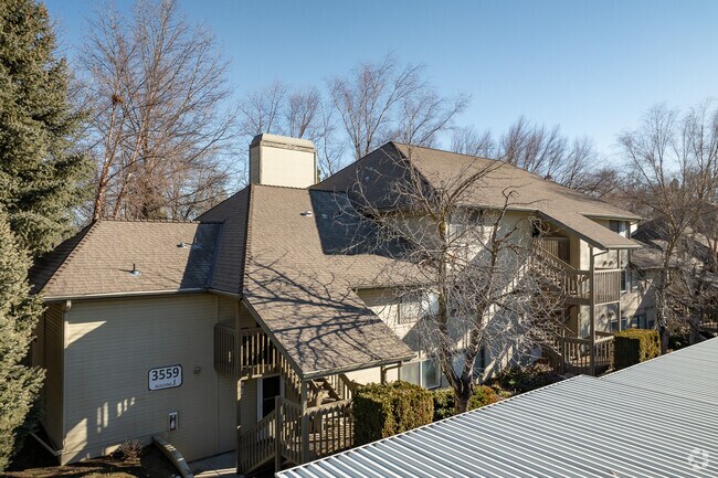 Ángulo alterno - Woodbine at Lakewood