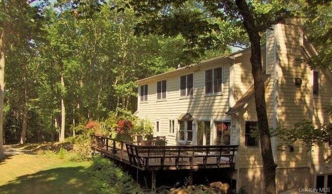 Building Photo - 12 Dogwood Ln