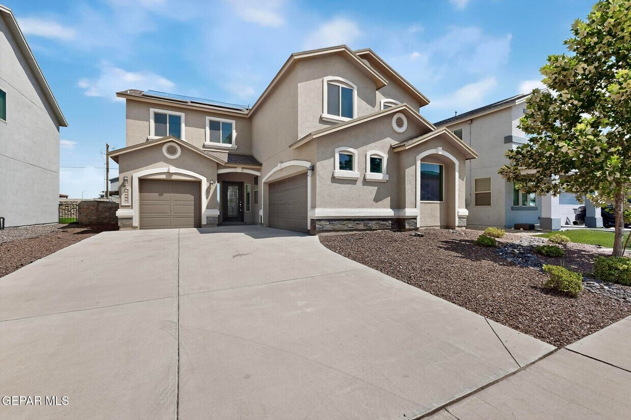 Primary Photo - 14505 Juan Diego Dr