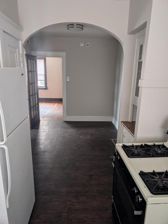 Building Photo - 5008 Newport Ave