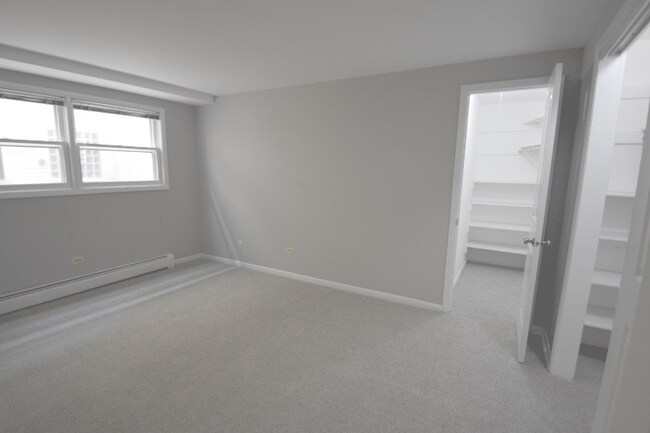Foto del edificio - 1469 Ashland Ave