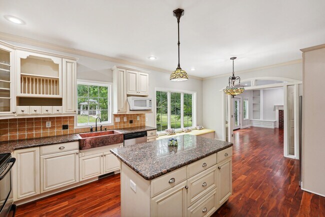 Foto del edificio - 3420 Turner Dr SW