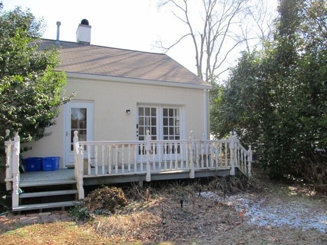 Photo - Chapel Hill / Historical District House