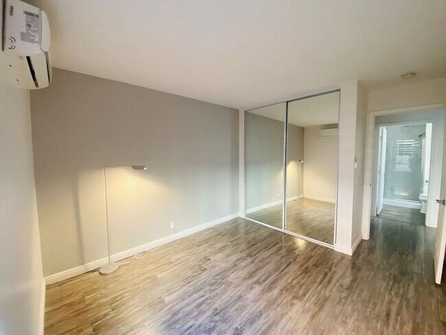 Foto del edificio - Convenient 2BR/2BA Condo Near SDSU at Campus Walk Condos