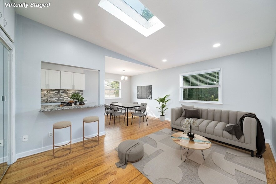 Foto principal - 6715 Polk St