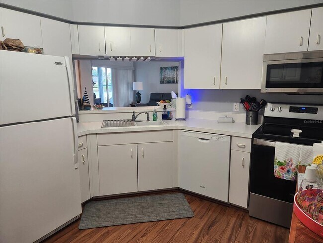 Foto del edificio - 5515 Fair Oaks St