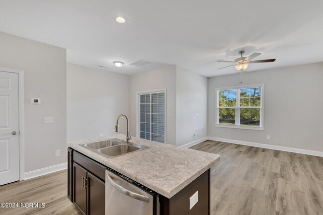 Foto del edificio - 347 S Stingray Ln