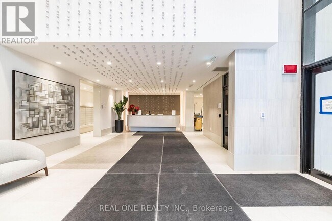 Building Photo - 2020 Bathurst St