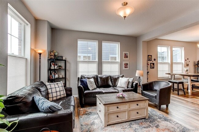 Building Photo - 4925 S Algonquian Way