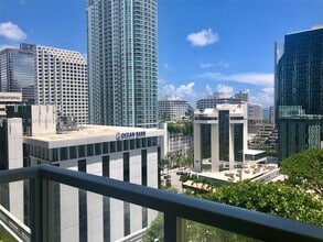 Building Photo - 1050 Brickell Ave