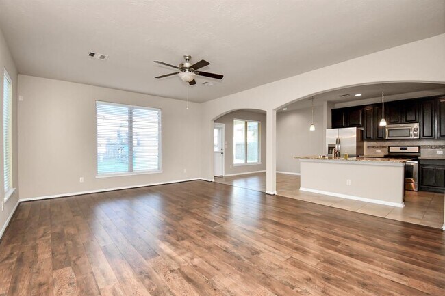Foto del edificio - 8139 Heartbrook Field Ln