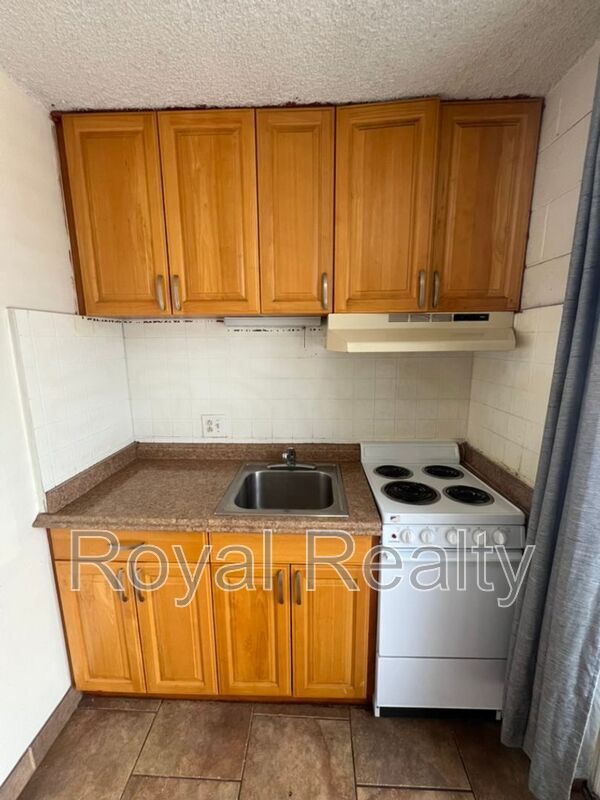 Foto del edificio - 2649 Varsity Pl